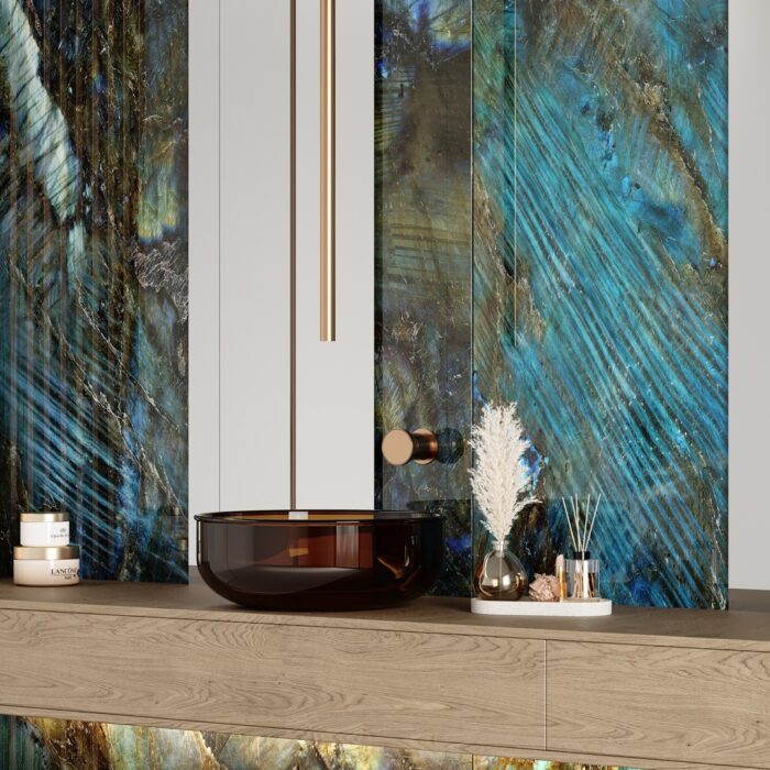 Labradorite - Image 4